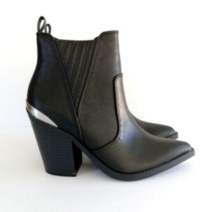 SUN STONE Womens Abiigail Black Western Style Ankle Bootie Size 6.5M